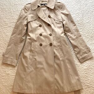 Classic DKNY Light Beige Trench Coat Rain Coat – Excellent Condition